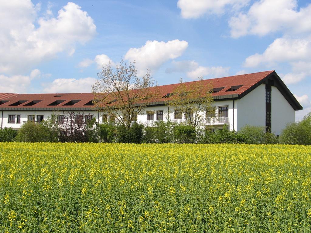Tagungs- Und Bildungszentrum Steinbach/Taunus Steinbach im Taunus Buitenkant foto